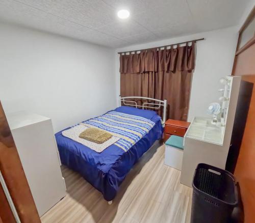 Casa amplia frente a un parque, se aceptan mascotas