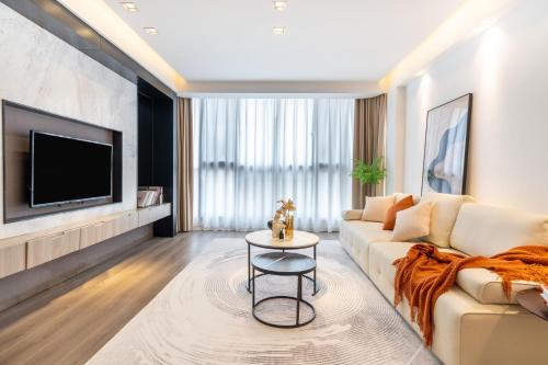 Sunny-Abode View the landmark of Lujiazui 3bedroom near Xintiandi and People's Square &200m to Subway, Shanghai (foto 8)