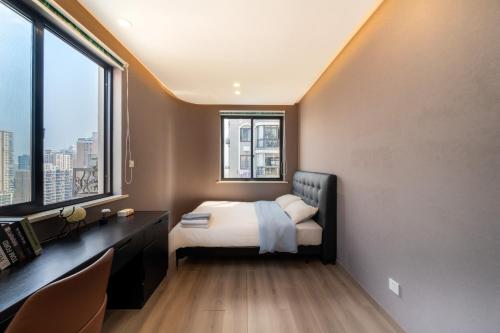 Sunny-Abode View the landmark of Lujiazui 3bedroom near Xintiandi and People's Square &200m to Subway, Shanghai (foto 9)