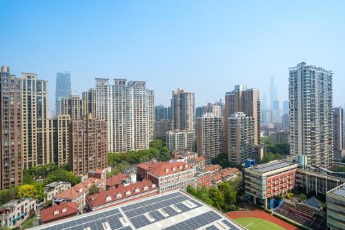 Sunny-Abode View the landmark of Lujiazui 3bedroom near Xintiandi and People's Square &200m to Subway, Shanghai (foto 2)