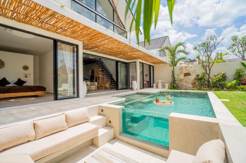Villa Balindi - 3BR Villa in Berawa, Badung