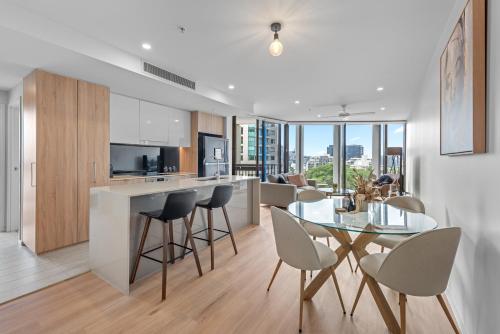 Spire - Stylish 2BR Apt - Pool, Parking & Views, Brisbane (fotografie 3)