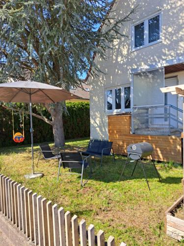 外部景觀, Family House in 萊法伊姆