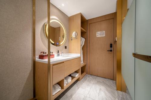 Weiting Hotel Liyuan Road Madang Road Subway Station Branch唯庭酒店丽园路店, Shanghai (photo 5)