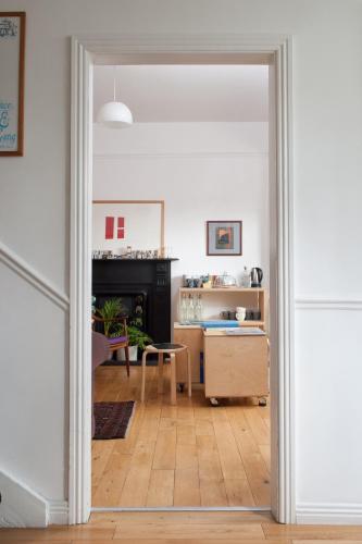 The Stop - image 4