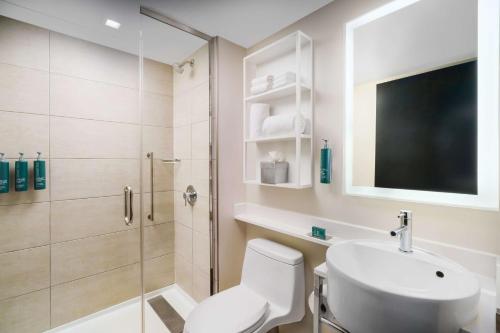 Doubletree By Hilton New York Times Square West, New York (photo 10)