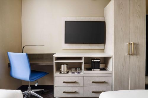 Doubletree By Hilton New York Times Square West, New York (photo 6)