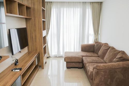 Comfort 1BR at Branz BSD Apartment By Travelio