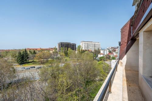 Elegant Aristocratic 2 BDRM Flat, TOP Location, Sofia (Foto 7)