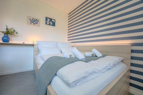SCHLOSSBERG RESIDENCES - Self Check-In Studios mit Küche am Bodensee & Spieleland, Meckenbeuren