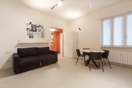 GuestHost - Cozy Studio Apartment Tortona Milan, Милан (фото 11)