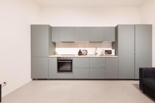 GuestHost - Cozy Studio Apartment Tortona Milan, Милан (фото 5)