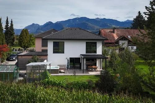 Luxus-Anwesen mit Charme - ganzes Haus mit Garten in Koblach, Österreich