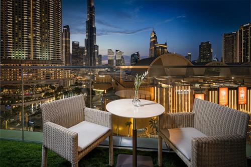 Trendy 1BR Dubai Dream with full BurjViews Above Dubai Mall, Дубай