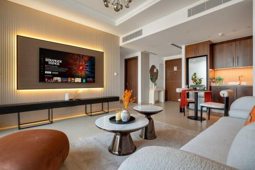 Elegant 2B at Boulevard Point|Burj & Fountain View - image 14