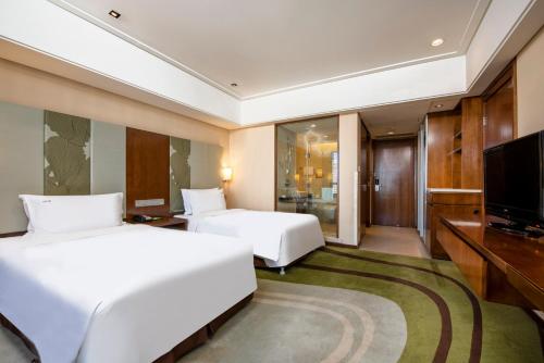 675023330 Holiday Inn Qingdao City Center by IHG - May 4th Square