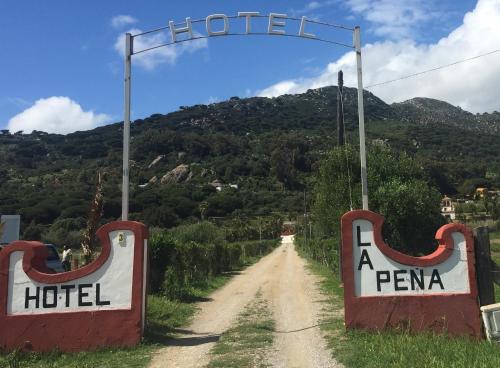 Hotel La Peña - image 14