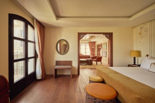 room detail thumbnail 0