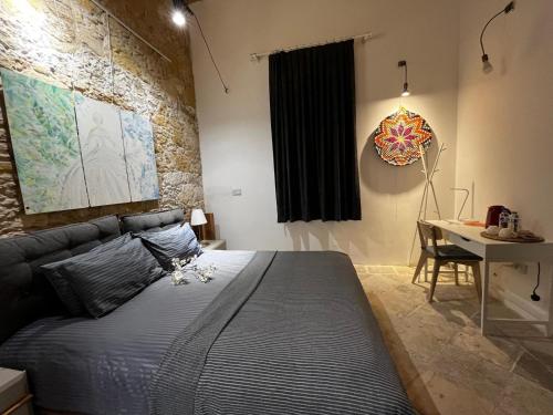 TasEV Guesthouse - image 9