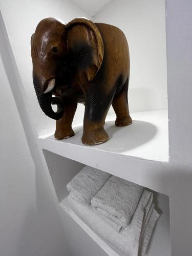 TasEV Guesthouse - image 5