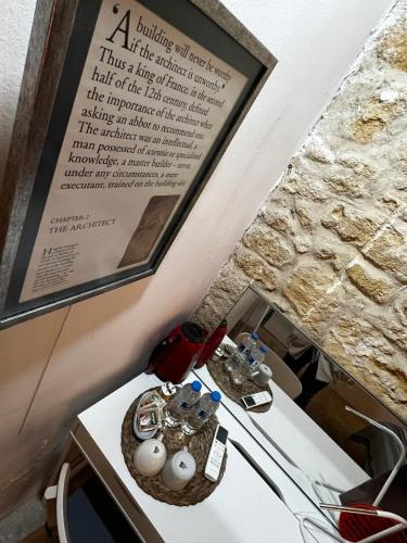 TasEV Guesthouse - image 2
