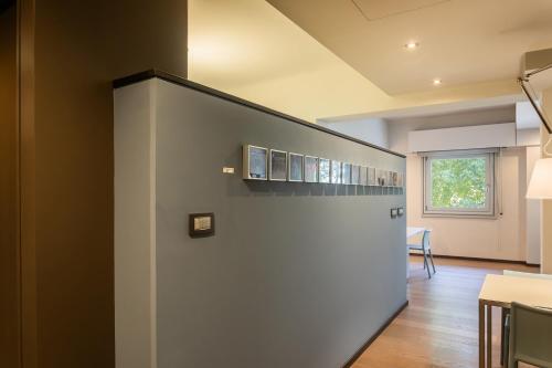 Plaka Stylish 1 Bed Apartment on Cathedral Sq - CM1 - image 8