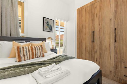 Apartment image 6