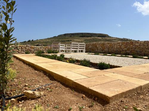 Veduta Ta Pinu Apartments with Stunning Views Garden Sauna Pool and Gym Veduta Ta Pinu Apartments with Stunning Views Garden Sauna Pool and Gym