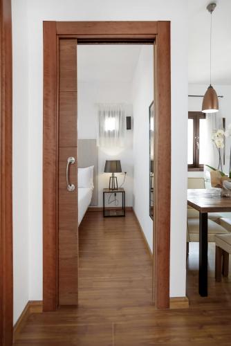 Suites Campo del Príncipe - image 13