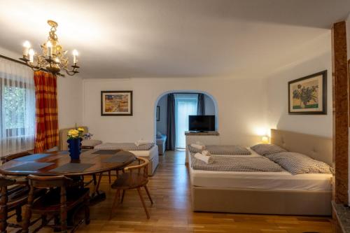 Großraumappartement mit Gartenterrasse