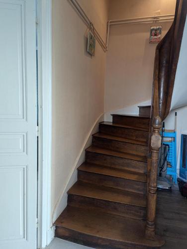 Maison de bourg avec jardin in Valdivienne