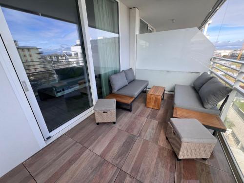 2 bedrooms, 4 beds