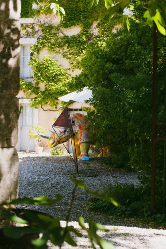 Bastide Rose - image 3