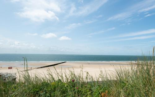 Beach, Studio Oase Zoutelande in Zoutelande