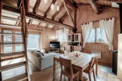 Romantic Chalet by Quokka 360 - A Digital Detox in the Heart of Leventina in Faido, Schweiz