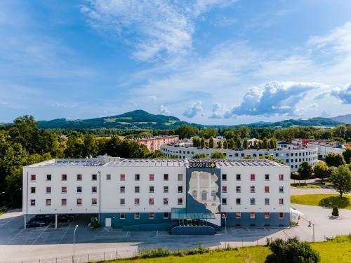 OEKOTEL Salzburg Messe - Hôtel - Salzbourg