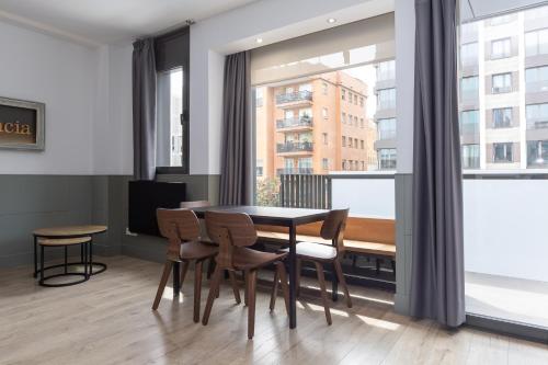 Deluxe Apartment image 8