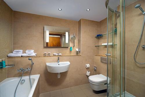 Limerick Strand Hotel - image 9
