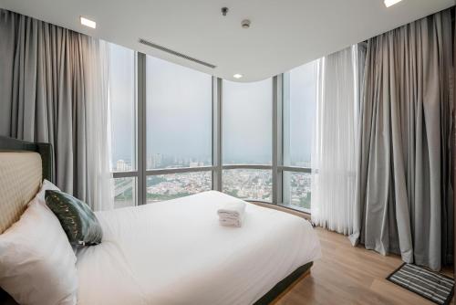 The Radisson Landmark - Vinhomes Central Park