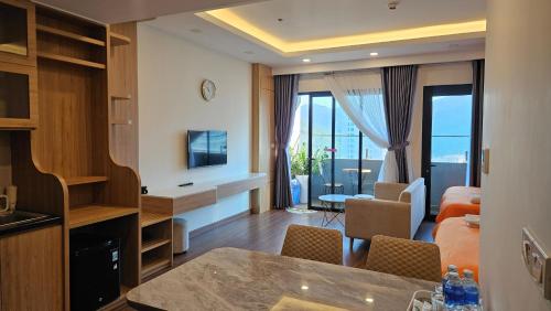 Studio with Sea View image 10