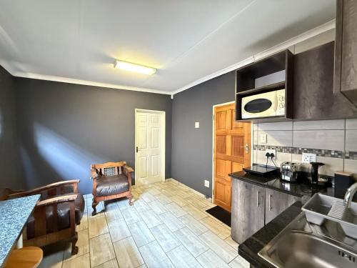 Konyha, Serenity Guest Village in Dassierand