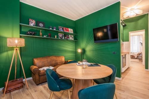 Elegant and Stylish Design Apartments in Brera Near the Metro, Mailand