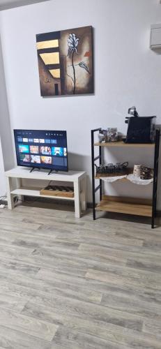 DownTown Living - image 14