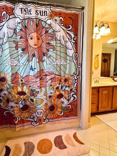 Rustic Cabin with Large Deck near Franklin, Tennessee