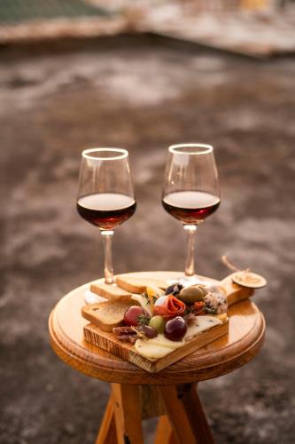 Ideal house for families, large groups & cozy