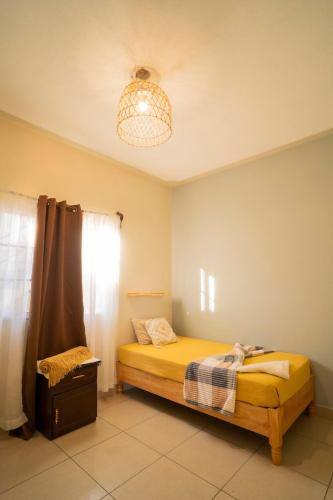 Ideal house for families, large groups & cozy