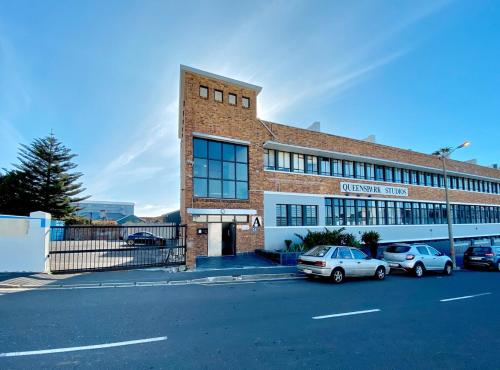 Loft with Rooftop in Woodstock