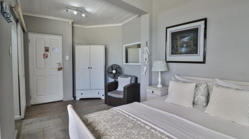 3ColoursBlue Guest House - image 3