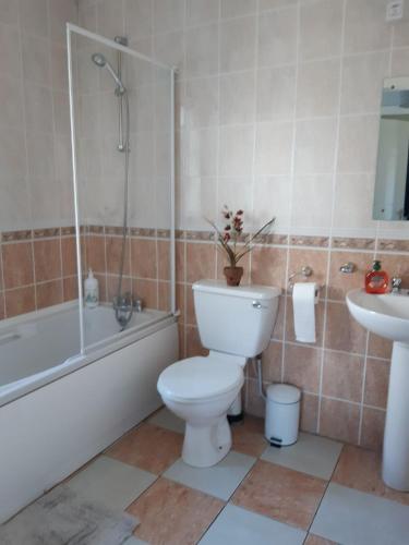 Vannas istaba, 3 Bed Curracloe Village, Wexford in Curracloe