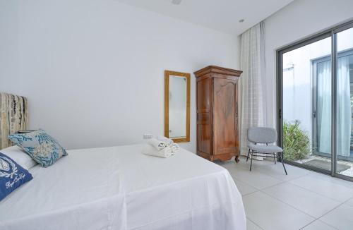 La Paisible de Palme Grove, 4 rooms in Grand Bay La Paisible de Palme Grove, 4 rooms in Grand Bay